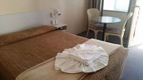 Ocean Parade Motel - Room