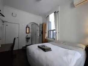 Ambrose House & Cafe - SELF CHECK-IN GUESTHOUSE - Room
