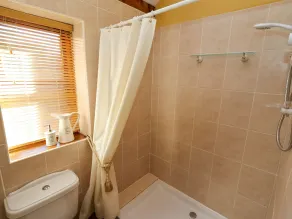 The Old Dairy - Bathroom