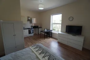 Arbourfield Lodge | Serviced Accomodation  - Chambre