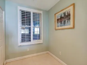 Ocean Place #49 - Chambre