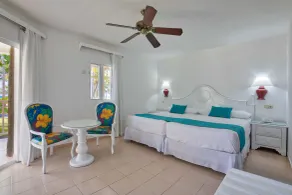 Playabachata - Room
