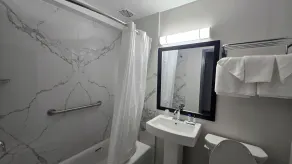 Roosevelt Inn at Roosevelt Blvd, Philadelphia, PA - Værelse