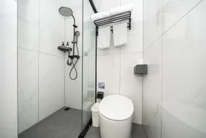 Banyueli Hotel - Bathroom