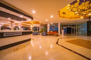 Larina Thermal Resort & Spa - Recepción