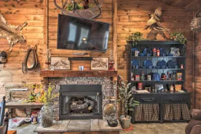 Missouri Vacation Rental with Fire Pit Access - Interiør