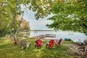 Land O' Lakes Cabin on Big Portage w/ Fire Pit - Innenbereich