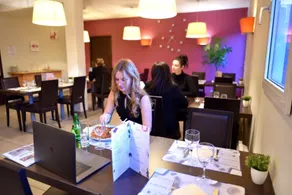 Hôtel Inn Design Chambéry - La Ravoire - Restaurant