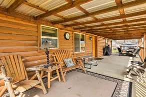 Bartlesville Cabin w/ Pool, Hot Tub & Trampoline! - Interiør