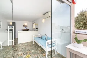 En Plo Boutique Suites - Resepsjon