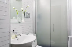Best Western Plus Hotel Baltic - Bathroom