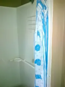Riverside Park Motel and Campground - Bathroom
