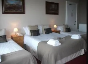 The Lauriston Hotel - Chambre