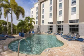 Hampton Inn & Suites Fort Myers - Colonial Blvd - Piscine