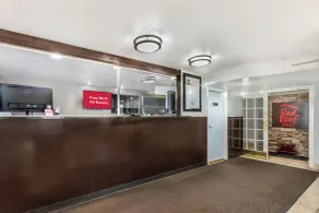 Red Roof Inn North Dallas - Park Central - Reception