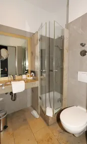 Devin Art Hotel - Bathroom