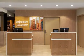 Hampton Inn by Hilton Calgary Airport North - Reception