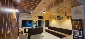 Hotel Hari Om Swimming Pool In Diu - Reception