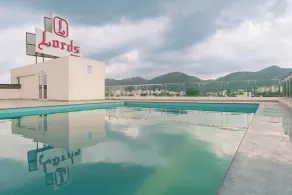 Lords Inn Udaipur - Piscina