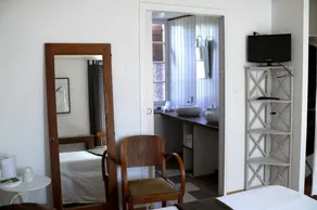 Logis Hotel Restaurant LA BARGUILLERE - Rum