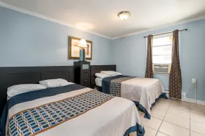 Boardwalk Hotel Charlee & Apartments Beach Hotel Oceanfront - Chambre