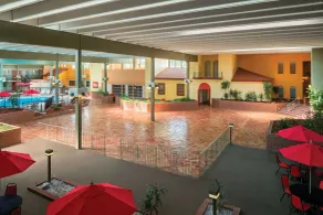 Ramada by Wyndham Indiana - Piscine