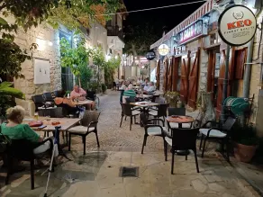 Patriko Village Home - Restaurant