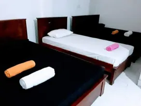 Black And White Kandy Guest House  - Camera