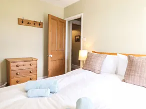 1 Lake View - Room