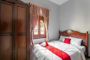 RedDoorz Syariah near Exit Toll Banyumanik Semarang - Zimmer