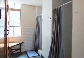 Firehouse Hostel - Badrum
