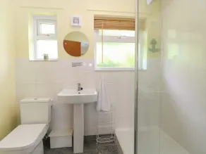 35 Siesta Mar - un chalet de vacances pouvant accueillir 4 personnes dans 2 chambres - Salle de bain