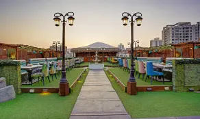 Treebo De Grandeur Anand Nagar - Restaurant