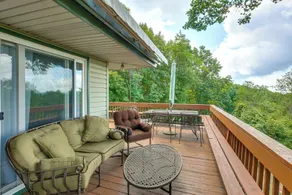 Deck, Fire Pit, Games: Family Escape Near Boone - Interiør