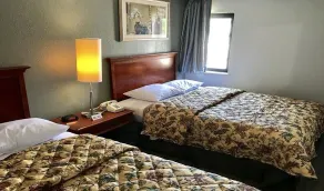 Jefferson Inn and Suites - Zimmer