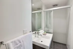 Drouin Motel - Baño