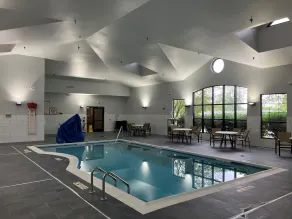 Staybridge Suites Toledo/Maumee by IHG - Piscine