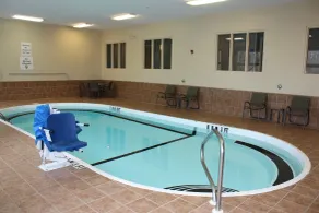 Holiday Inn Express - Ludlow - Chicopee Area by IHG - Piscine