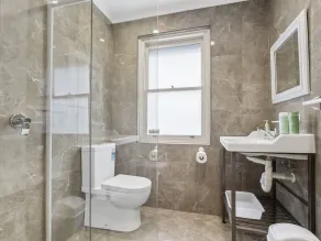 Azzurro Boutique Hotel - Surry Hills - Baño