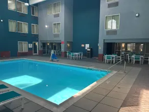 Quality Inn and Conference Center Greeley Downtown - Pool