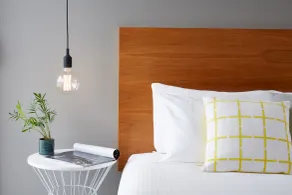 Cosmopolitan Hotel and Apartments - Room