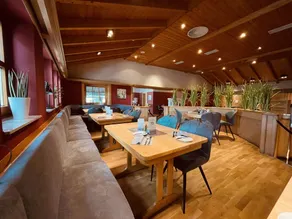 Maifeld Sport- und Tagungshotel - Restaurant