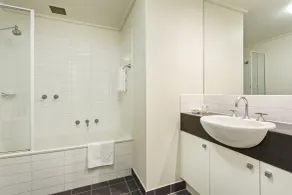 Quest Frankston - Bathroom
