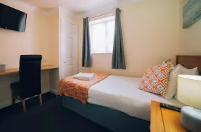 Rooms At 95 Long Street - Habitación