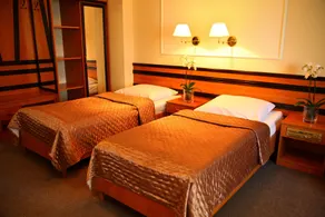 Wzgórze Toskanii Conferences & Restaurant - Chambre