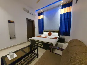 Hotel Pinaki Inn - Room