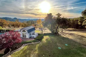 'whispering Oaks Estate' w/ Pool & View in Murphys - Interiør