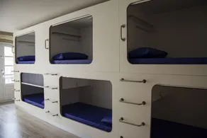 Hostel Cross - Chambre