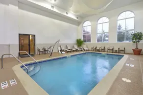 Holiday Inn Express & Suites Chicago-Libertyville by IHG - Pool