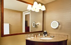 Wyndham Phoenix Airport - Tempe - Bathroom